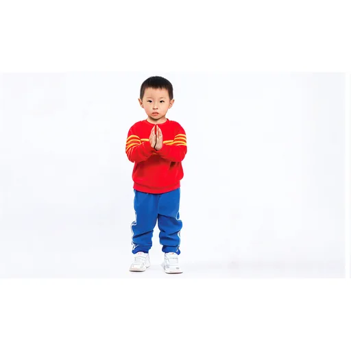 第1步·拍拍手:听到「拍拍手」,两只手拍一拍