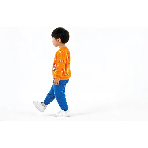 E03 往左转